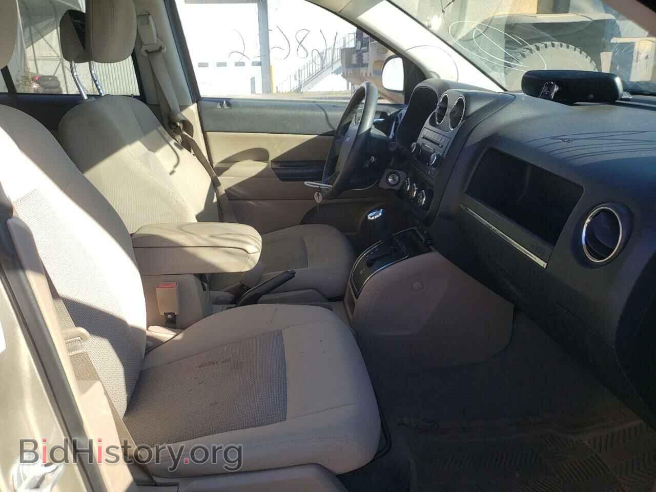 2010 JEEP COMPASS - VIN: 1J4NT4FB7AD610186 - Фото 5