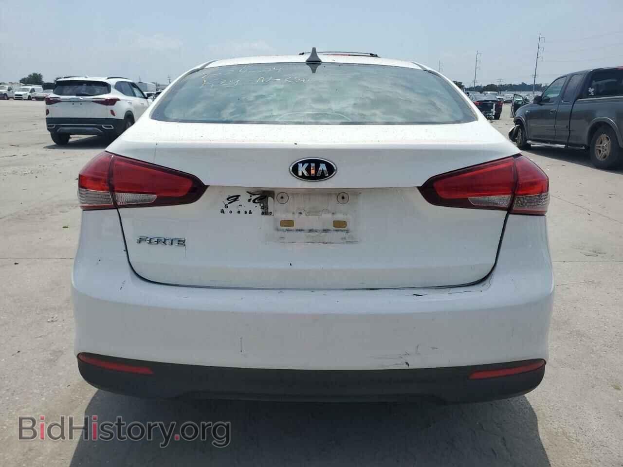 2017 KIA FORTE - VIN: 3KPFK4A77HE024256 - Фото 6