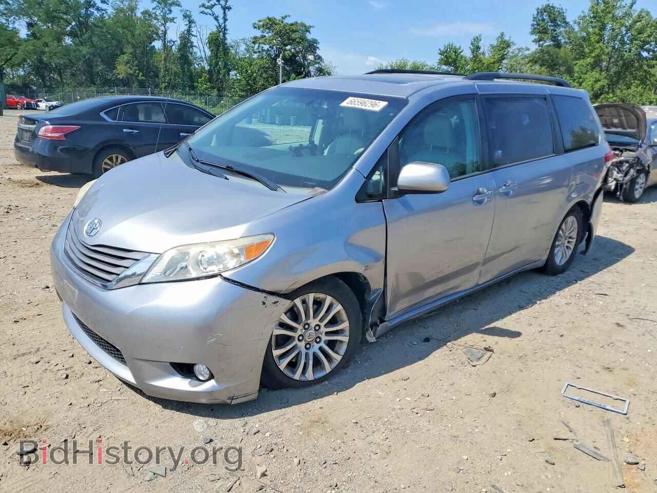 Фотография 5TDYK3DC2CS242776 - TOYOTA SIENNA 2012