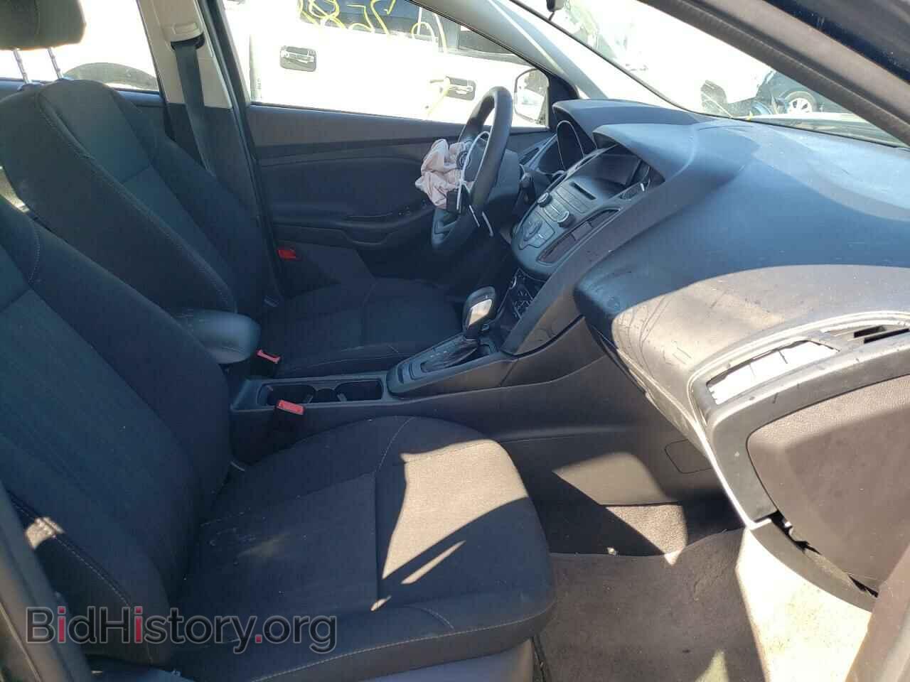 2017 FORD FOCUS - VIN: 1FADP3FE4HL330936 - Photo 5