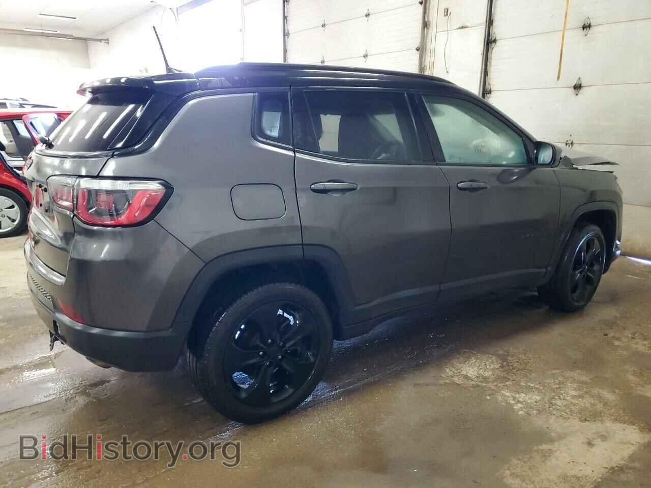2018 JEEP COMPASS - VIN: 3C4NJDBB9JT313691 - Фото 3
