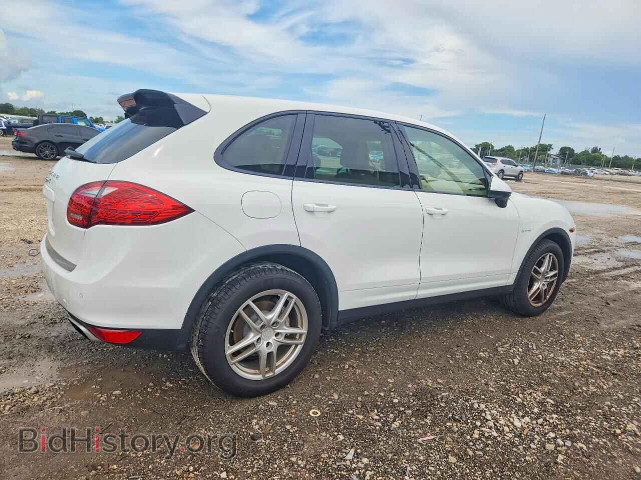 2014 PORSCHE CAYENNE - VIN: WP1AE2A29ELA50546 - Photo 3