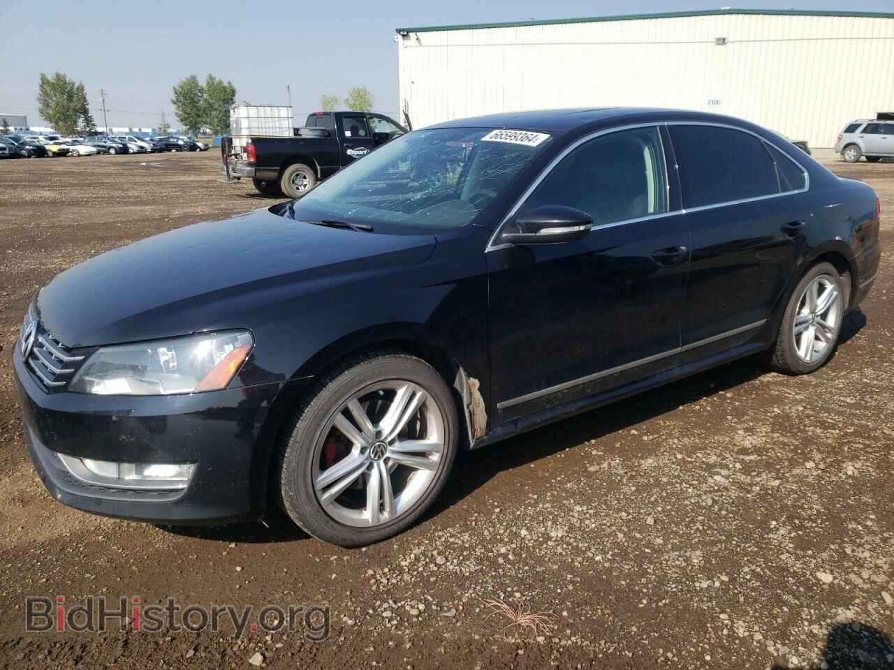 Photo 1VWCH7A37CC005624 - VOLKSWAGEN PASSAT 2012
