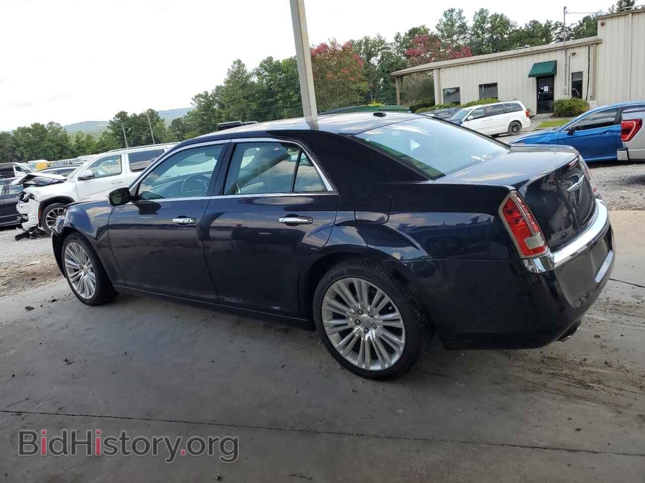 2011 CHRYSLER 300 - VIN: 2C3CA6CT5BH536724 - Фото 2