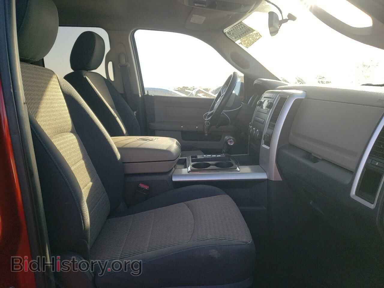 2010 DODGE RAM 1500 - VIN: 1D7RV1GT7AS119464 - Фото 5