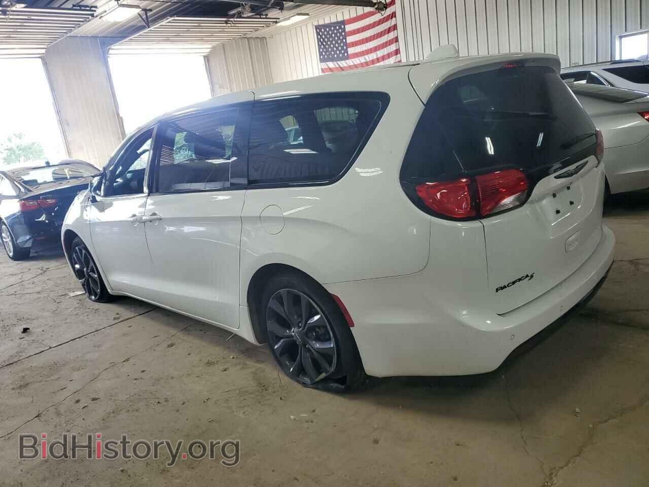 2020 CHRYSLER PACIFICA - VIN: 2C4RC1FG2LR236071 - Photo 2