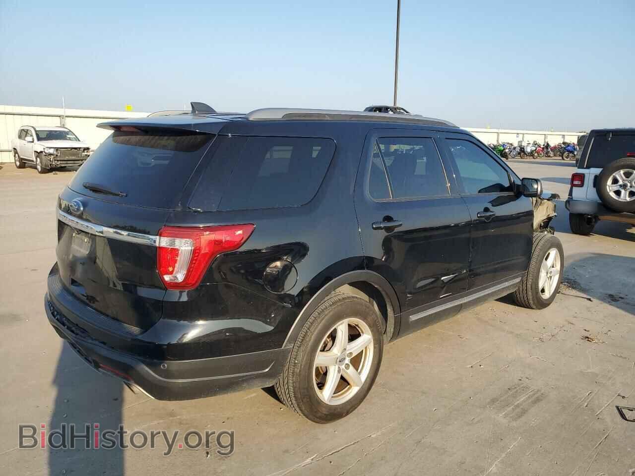 2018 FORD EXPLORER - VIN: 1FM5K7D82JGB64587 - Фото 3