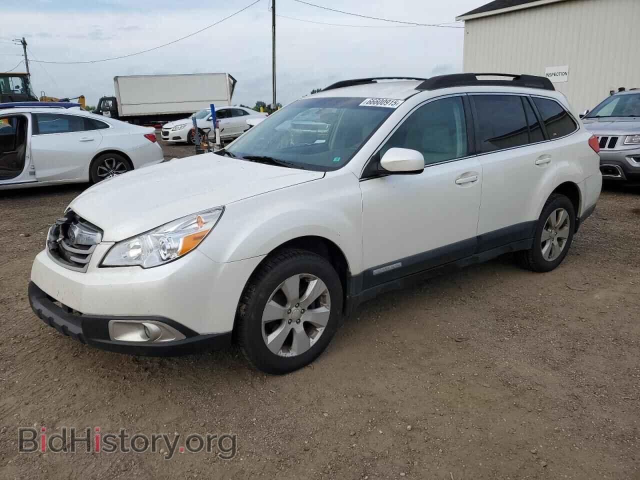 Photo 4S4BRCCC7B3379453 - SUBARU OUTBACK 2011
