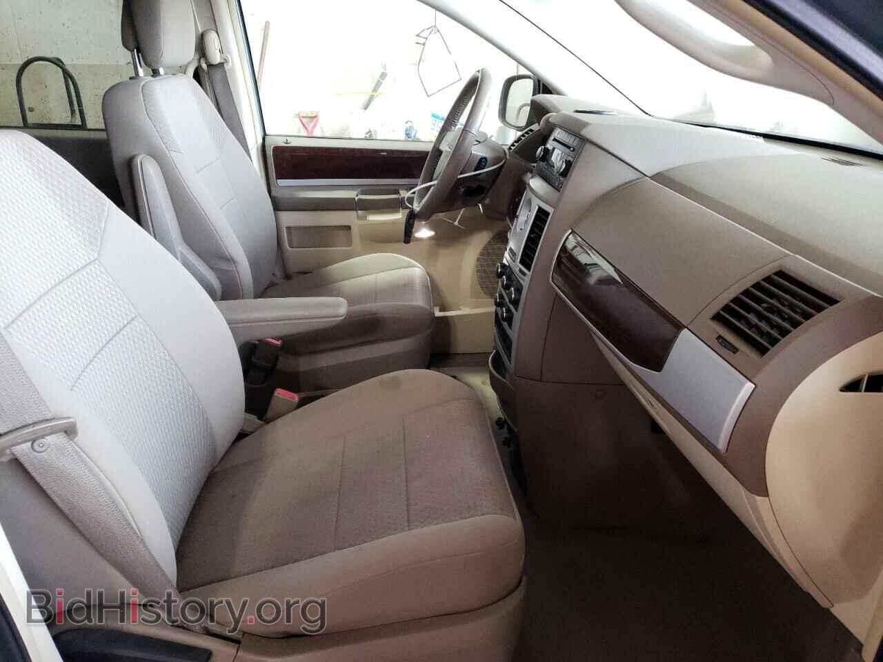 2010 CHRYSLER MINIVAN - VIN: 2A4RR5D1XAR357863 - Фото 5