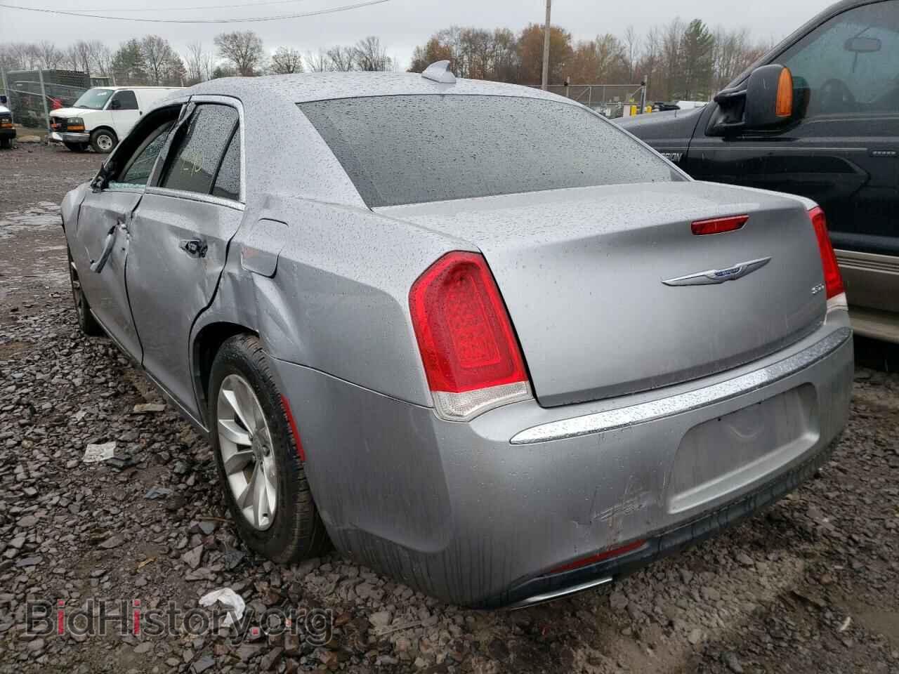 2015 CHRYSLER 300 - VIN: 2C3CCAAGXFH931121 - Фото 3