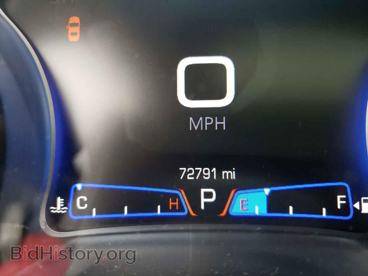2019 CHRYSLER 300 - VIN: 2C3CCABG3KH577757 - Фото 8