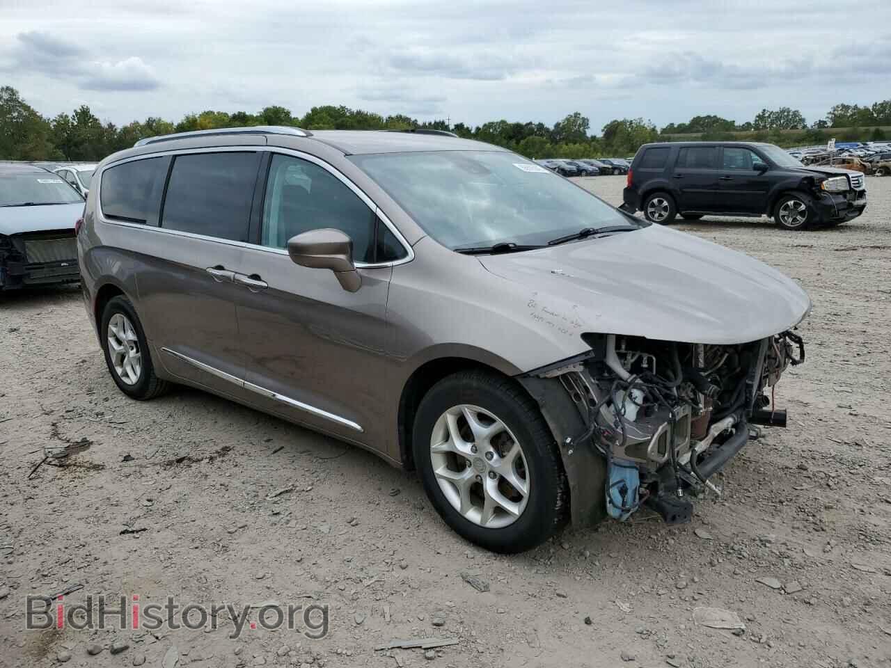 2017 CHRYSLER PACIFICA - VIN: 2C4RC1EG0HR566140 - Photo 4