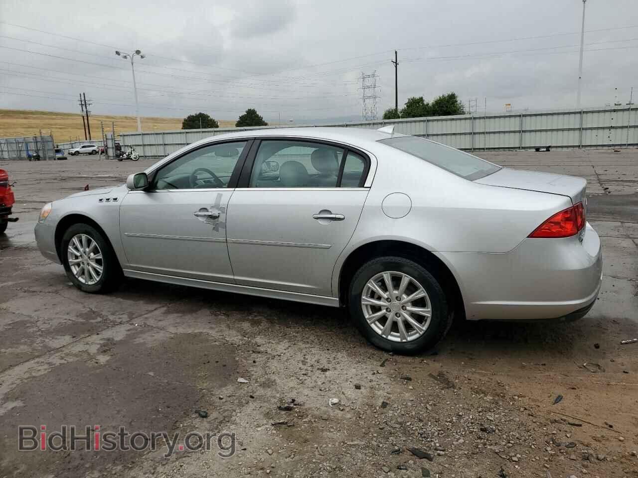 2011 BUICK LUCERNE - VIN: 1G4HC5EM4BU143253 - Фото 2