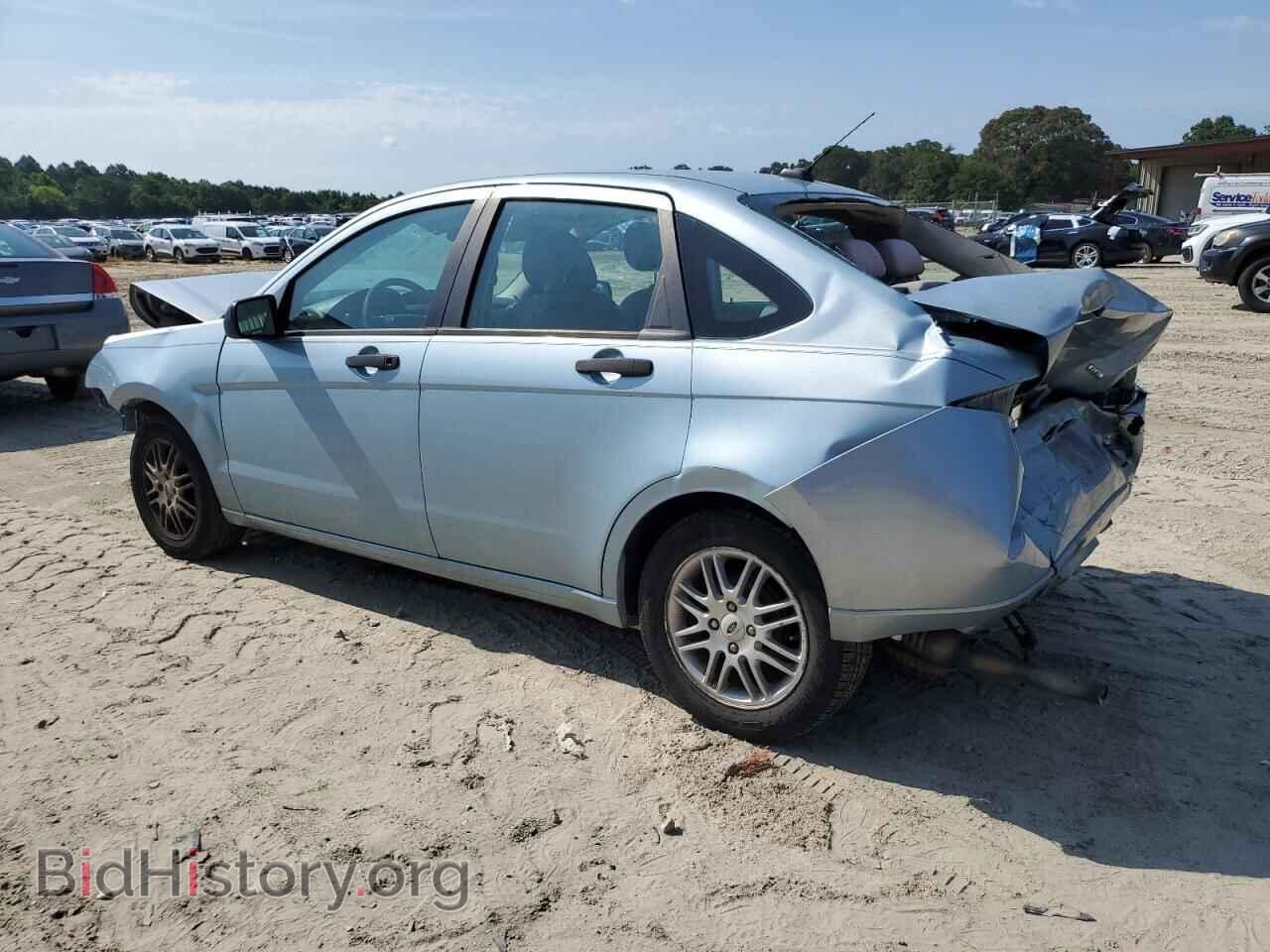 2009 FORD FOCUS - VIN: 1FAHP35N39W231950 - Фото 2