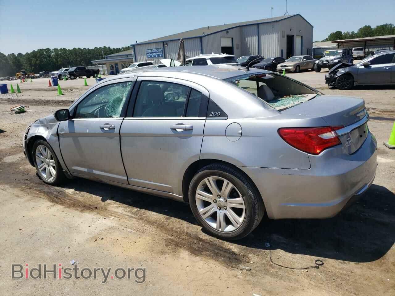2013 CHRYSLER 200 - VIN: 1C3CCBBB1DN509770 - Фото 2