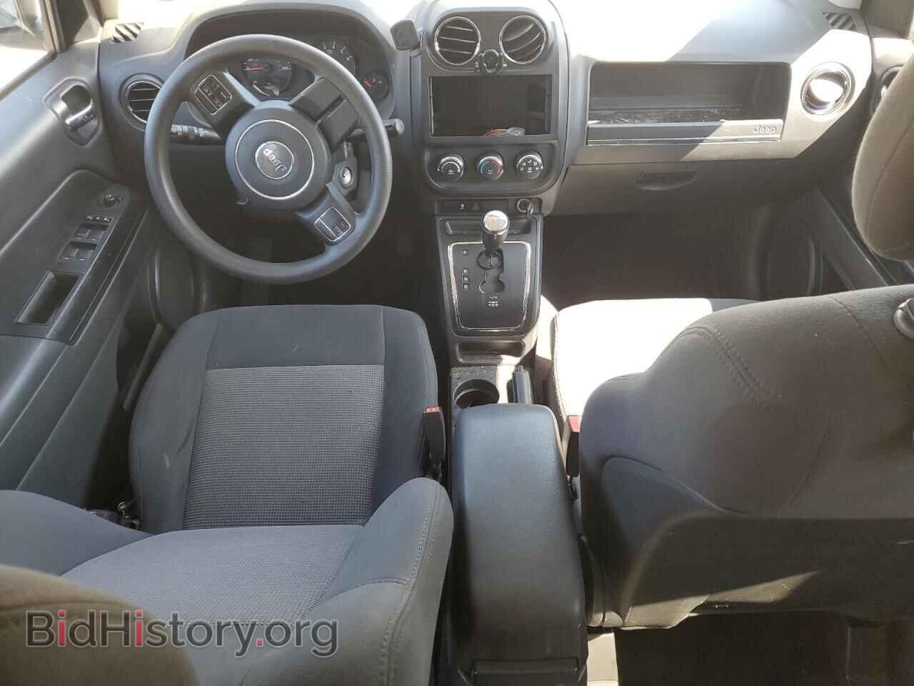 2011 JEEP COMPASS - VIN: 1J4NT1FA5BD272004 - Photo 8