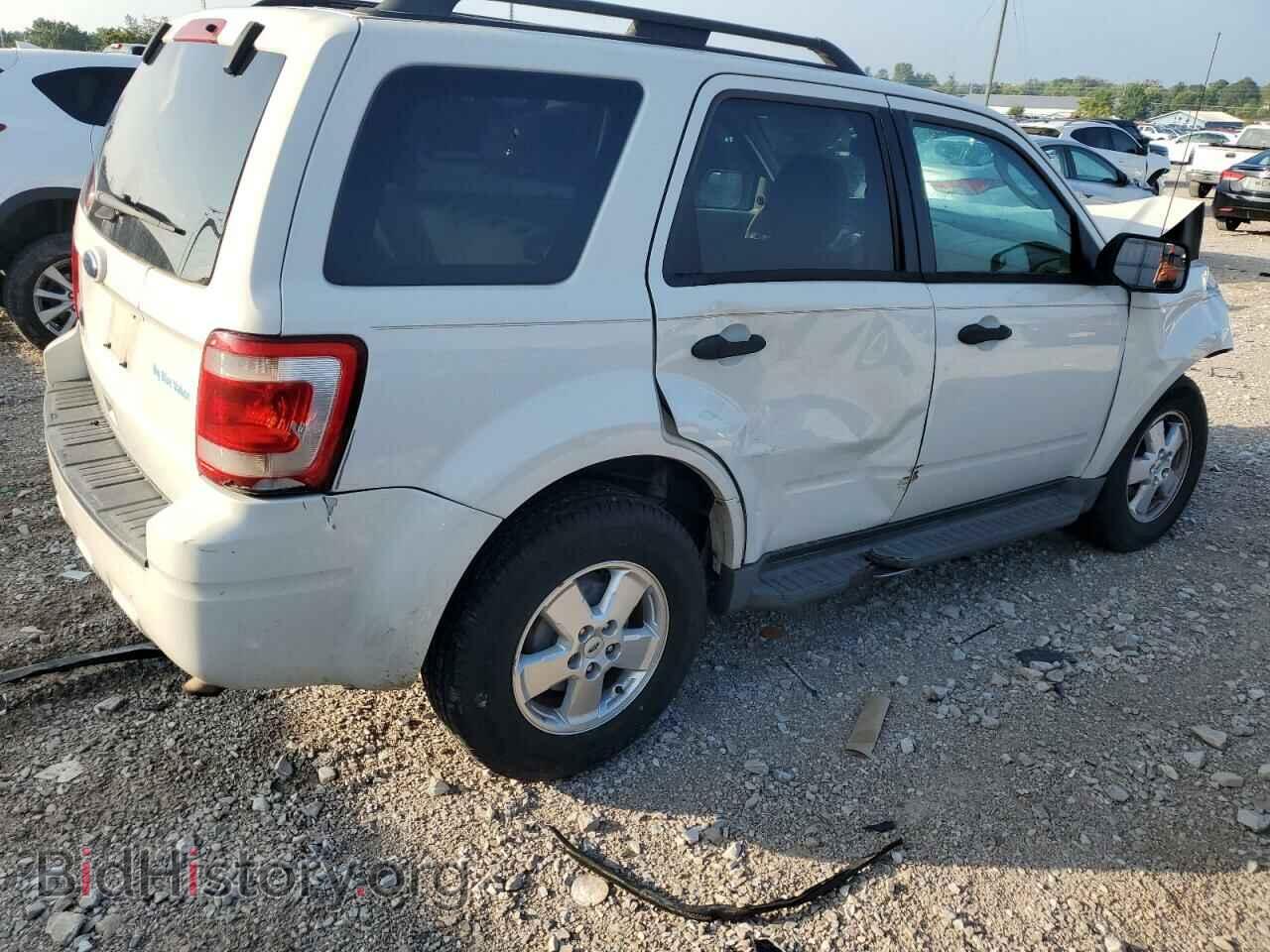 2012 FORD ESCAPE - VIN: 1FMCU0D74CKB19389 - Фото 3