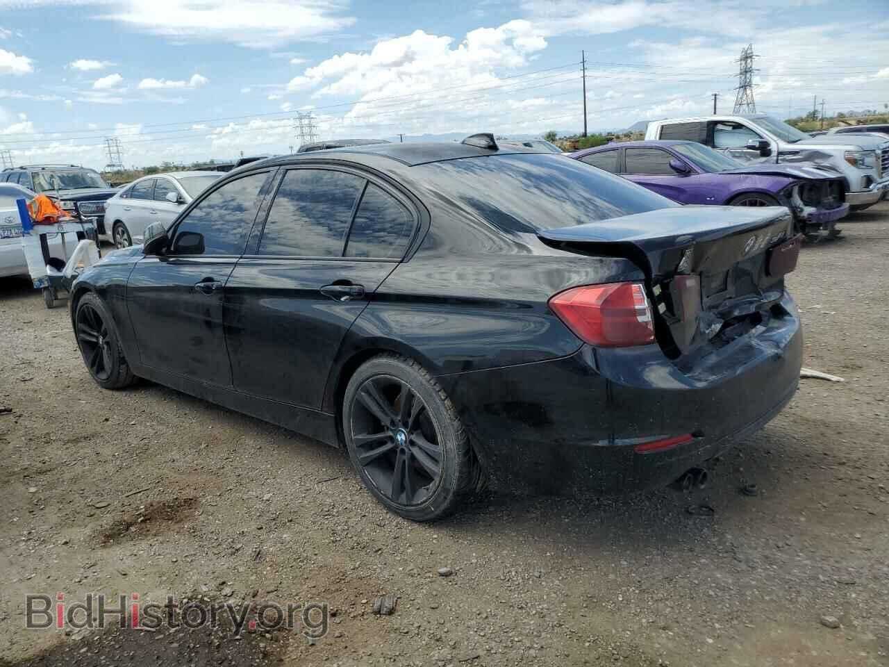2013 BMW 3 SERIES - VIN: WBA3A5C55DF354580 - Фото 2