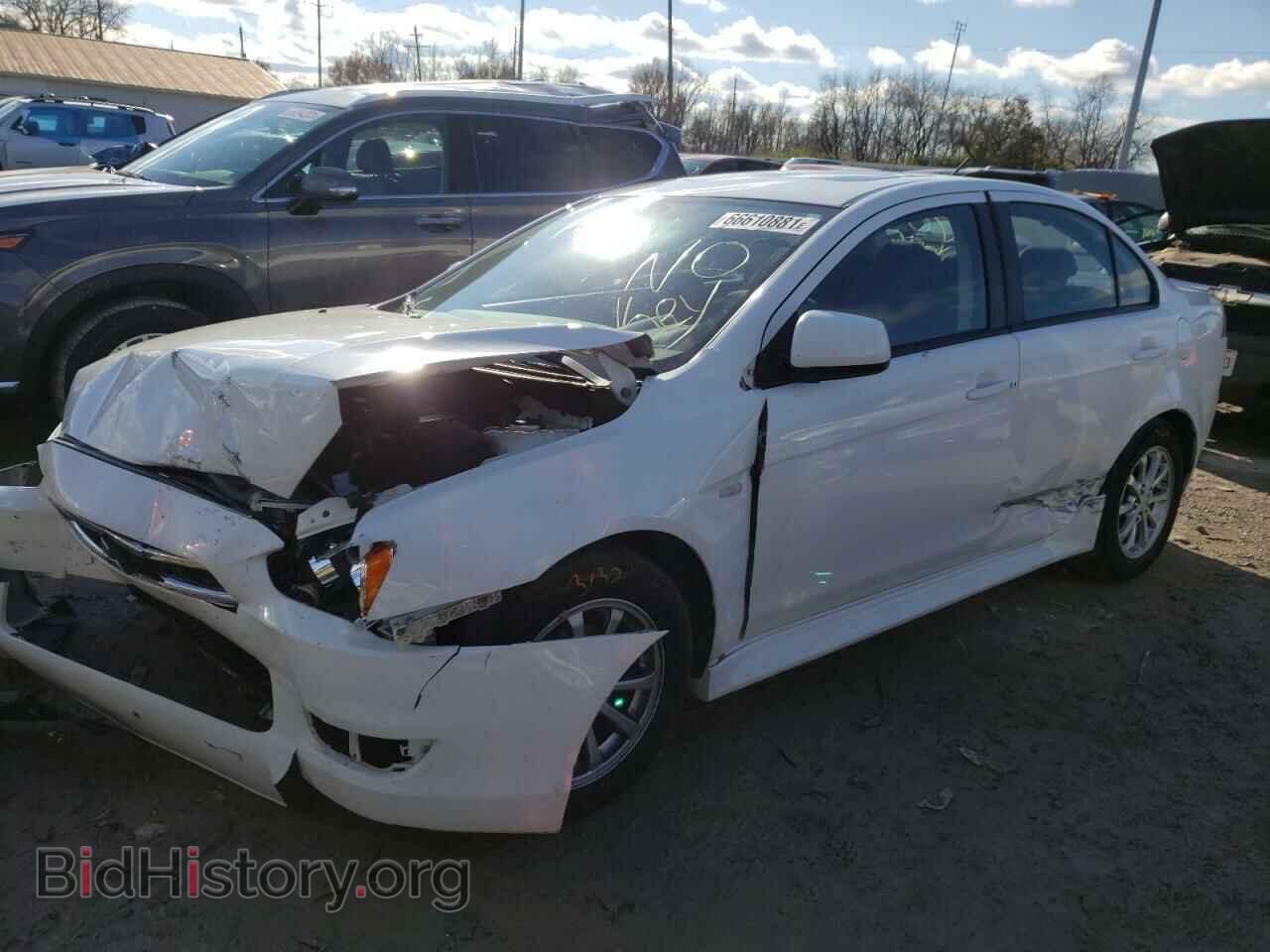 2011 MITSUBISHI LANCER - VIN: JA32U2FU1BU004152 - Фото 2