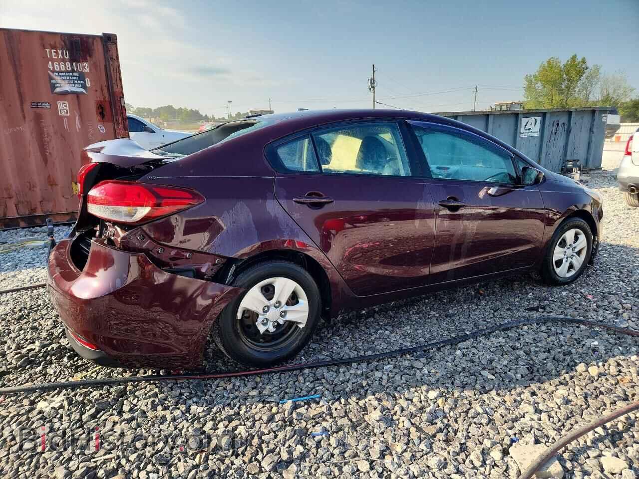 2017 KIA FORTE - VIN: 3KPFK4A70HE126014 - Фото 3