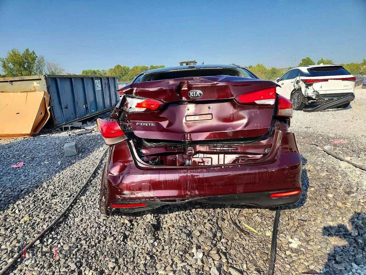 2017 KIA FORTE - VIN: 3KPFK4A70HE126014 - Фото 6