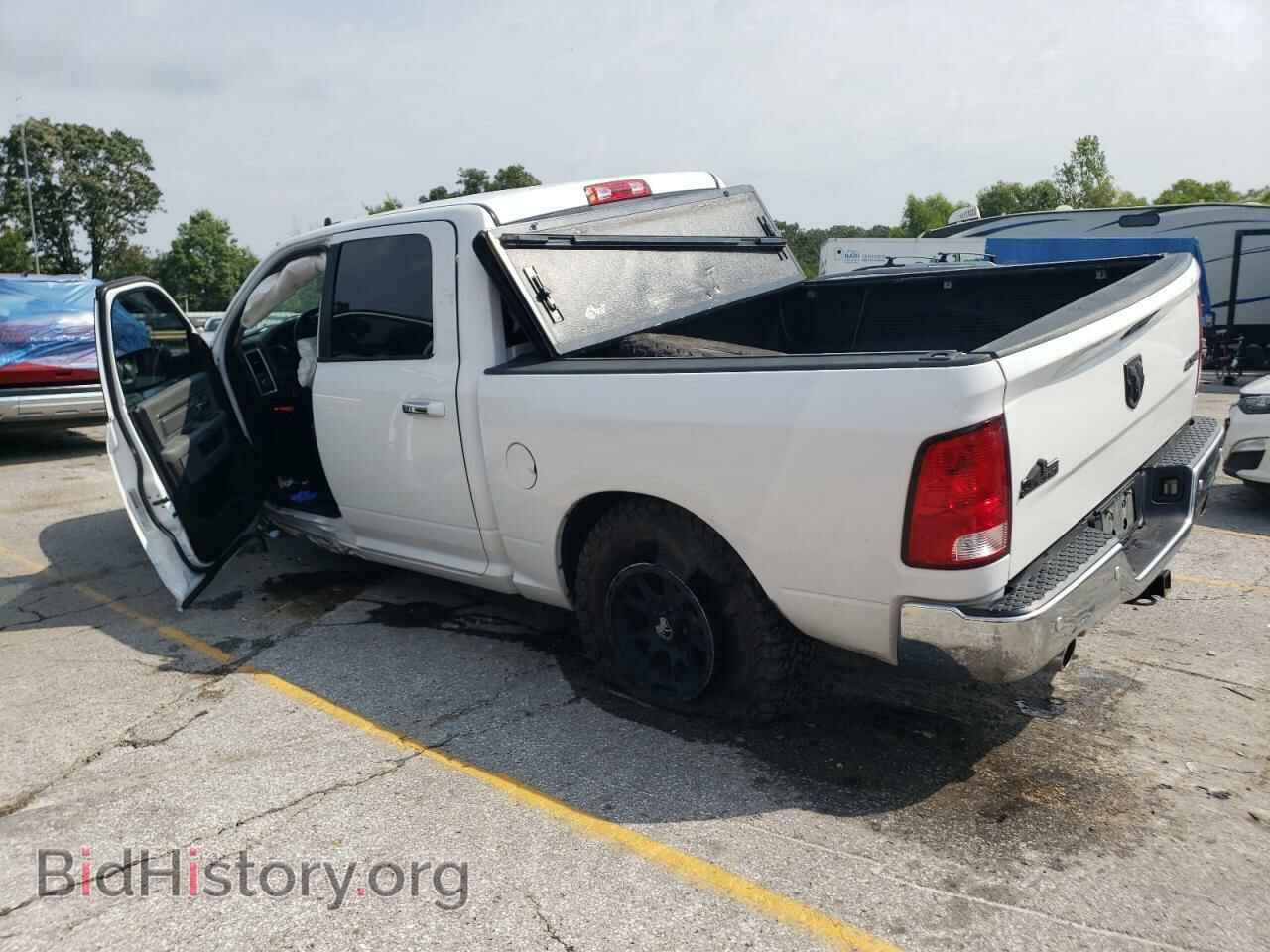 2017 RAM 1500 - VIN: 3C6RR7LT4HG511334 - Фото 2