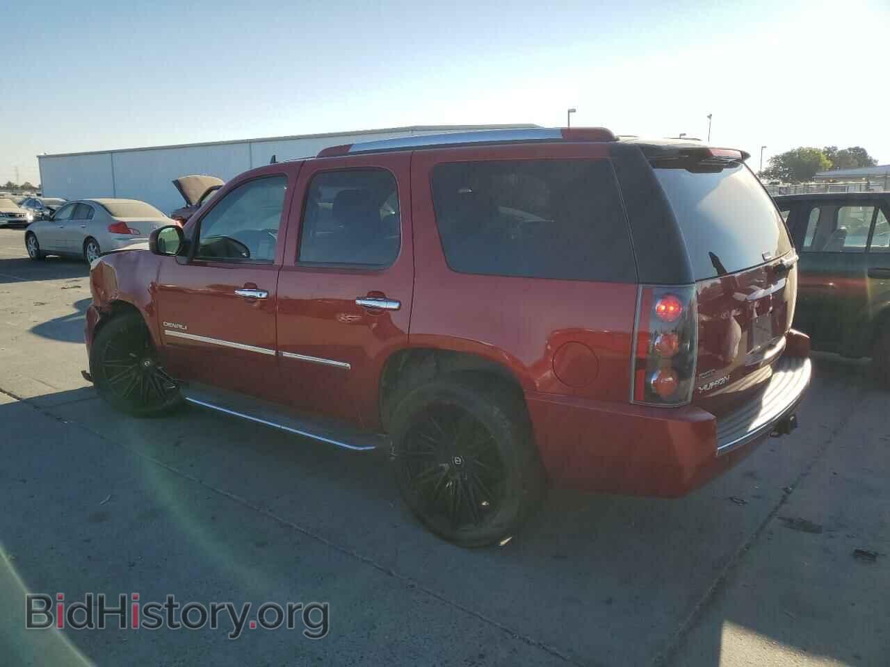 2012 GMC YUKON - VIN: 1GKS2EEF8CR244786 - Photo 2