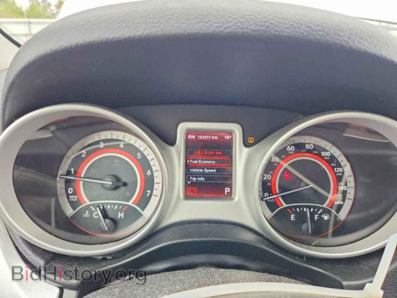 2011 Dodge JOURNEY (VIN 3D4PH6FG4BT550602) — фото 9 из 12