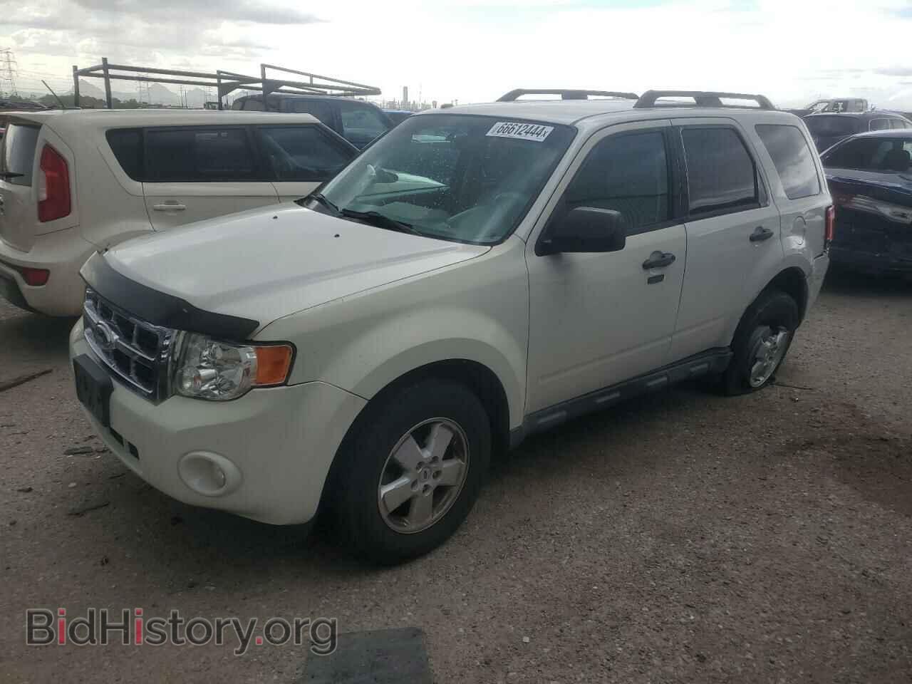 Фотография 1FMCU0DG1BKC48866 - FORD ESCAPE 2011