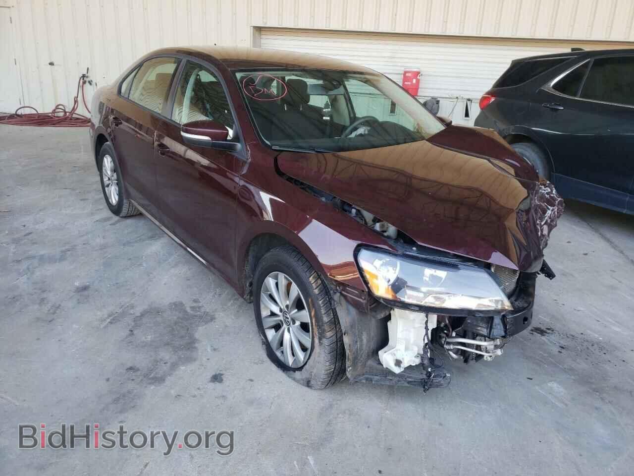 Photo 1VWAP7A37DC038246 - VOLKSWAGEN PASSAT 2013