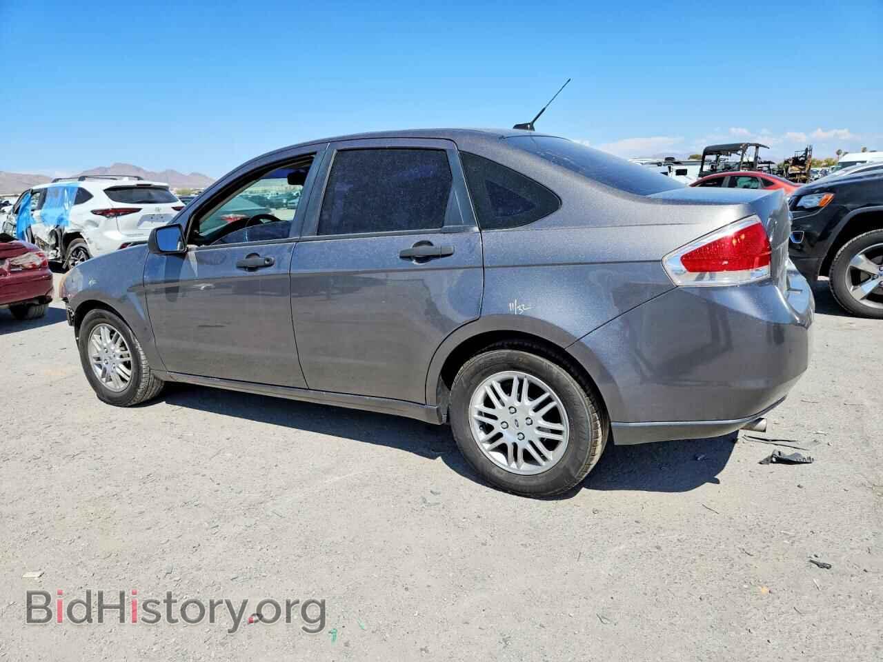 2011 FORD FOCUS - VIN: 1FAHP3FN4BW150136 - Photo 2