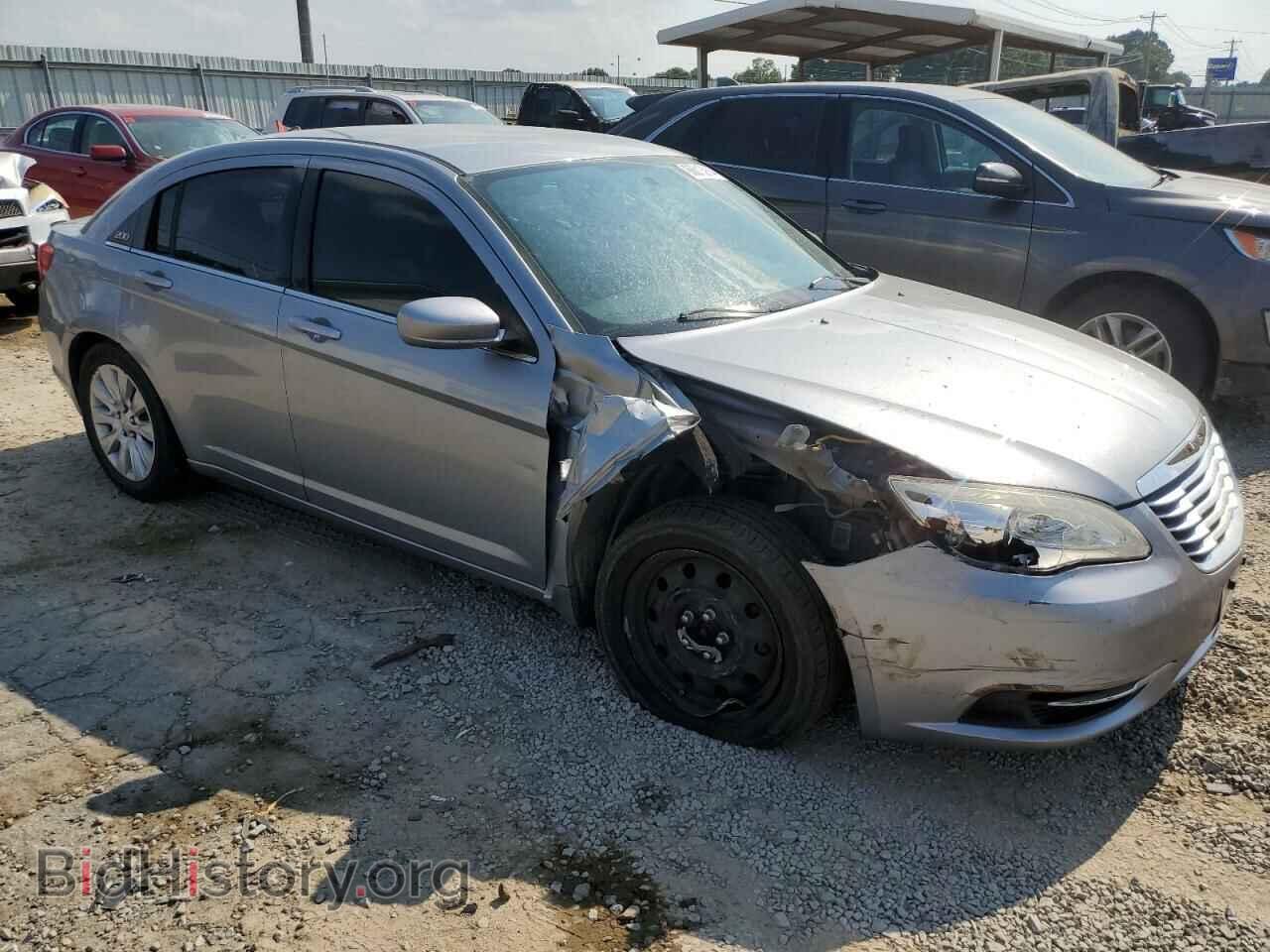 2014 CHRYSLER 200 - VIN: 1C3CCBAB0EN205302 - Photo 4