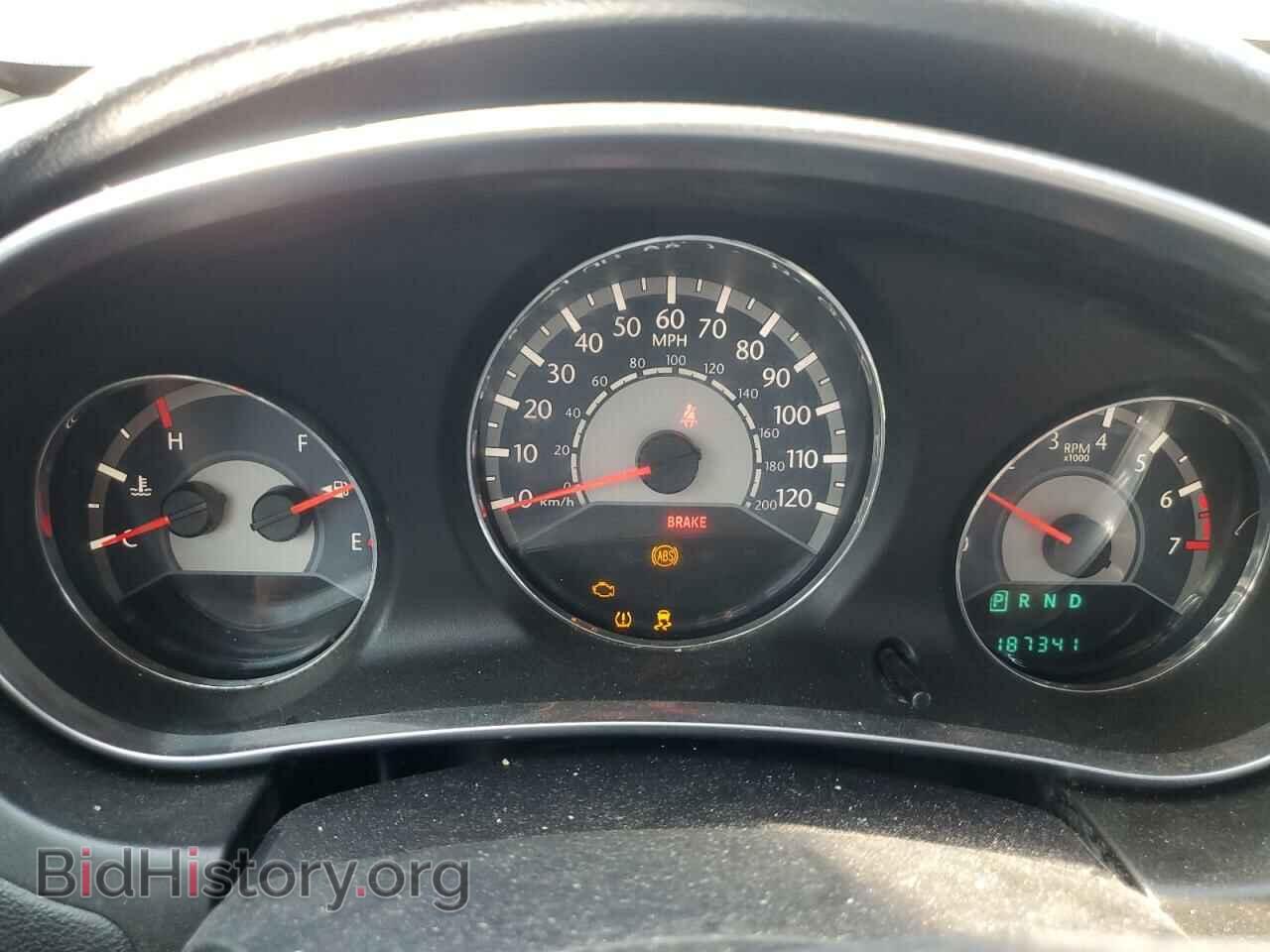 2014 CHRYSLER 200 - VIN: 1C3CCBAB0EN205302 - Photo 9