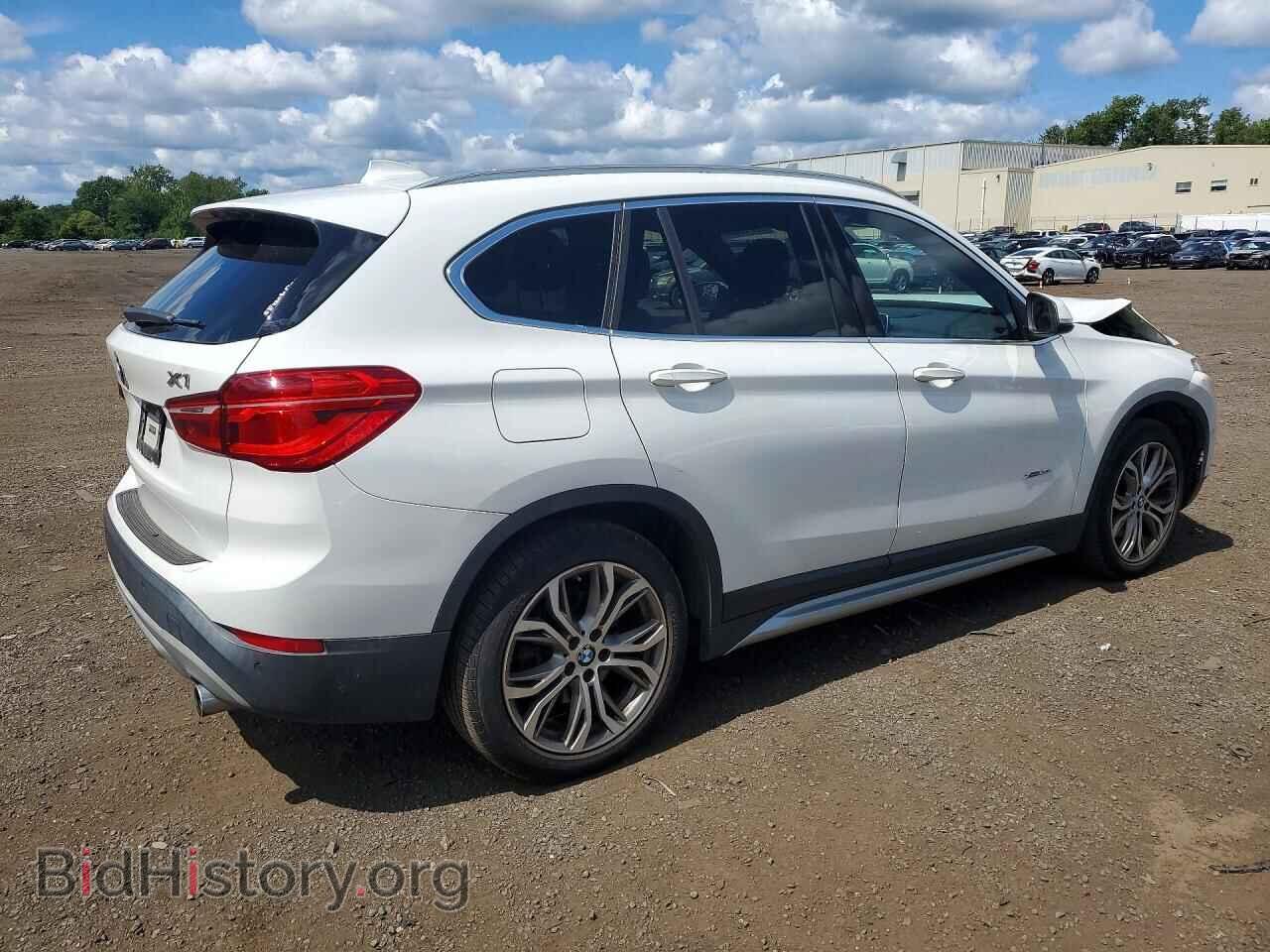 2017 BMW X1 - VIN: WBXHT3Z35H4A65557 - Photo 3