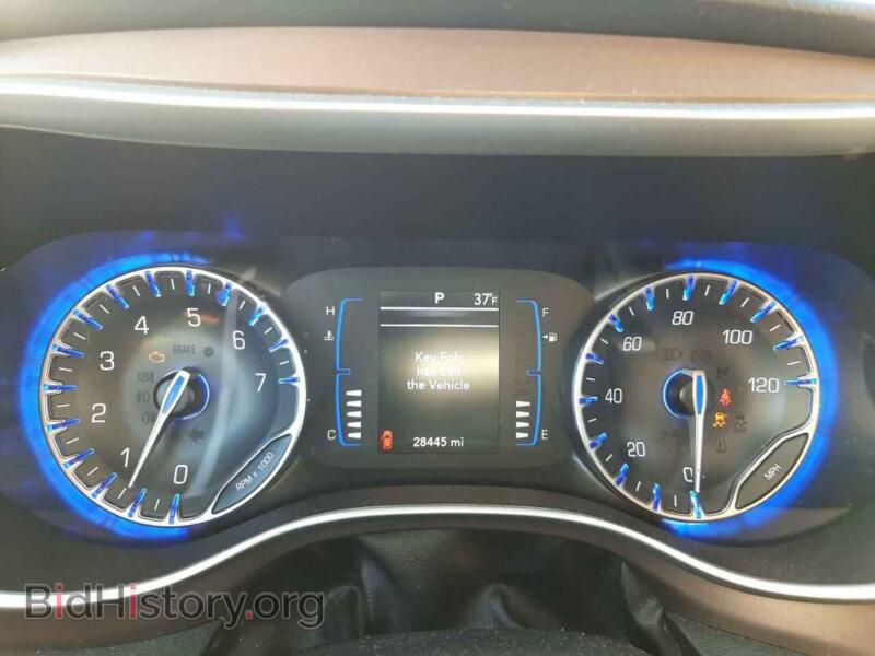 2018 Chrysler PACIFICA (VIN 2C4RC1BGXJR357336) — фото 9 из 13