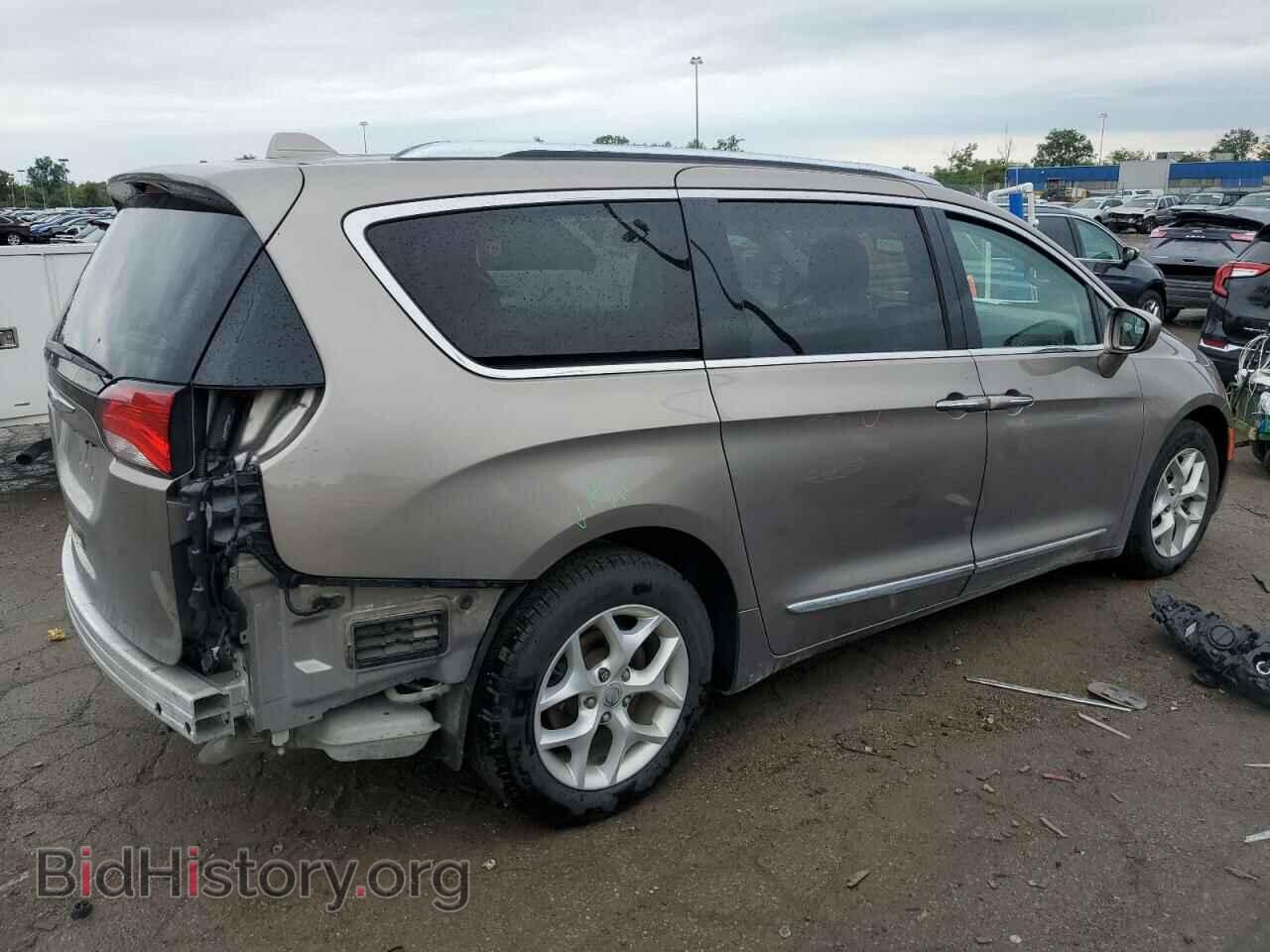 2017 CHRYSLER PACIFICA - VIN: 2C4RC1EG4HR772156 - Фото 3