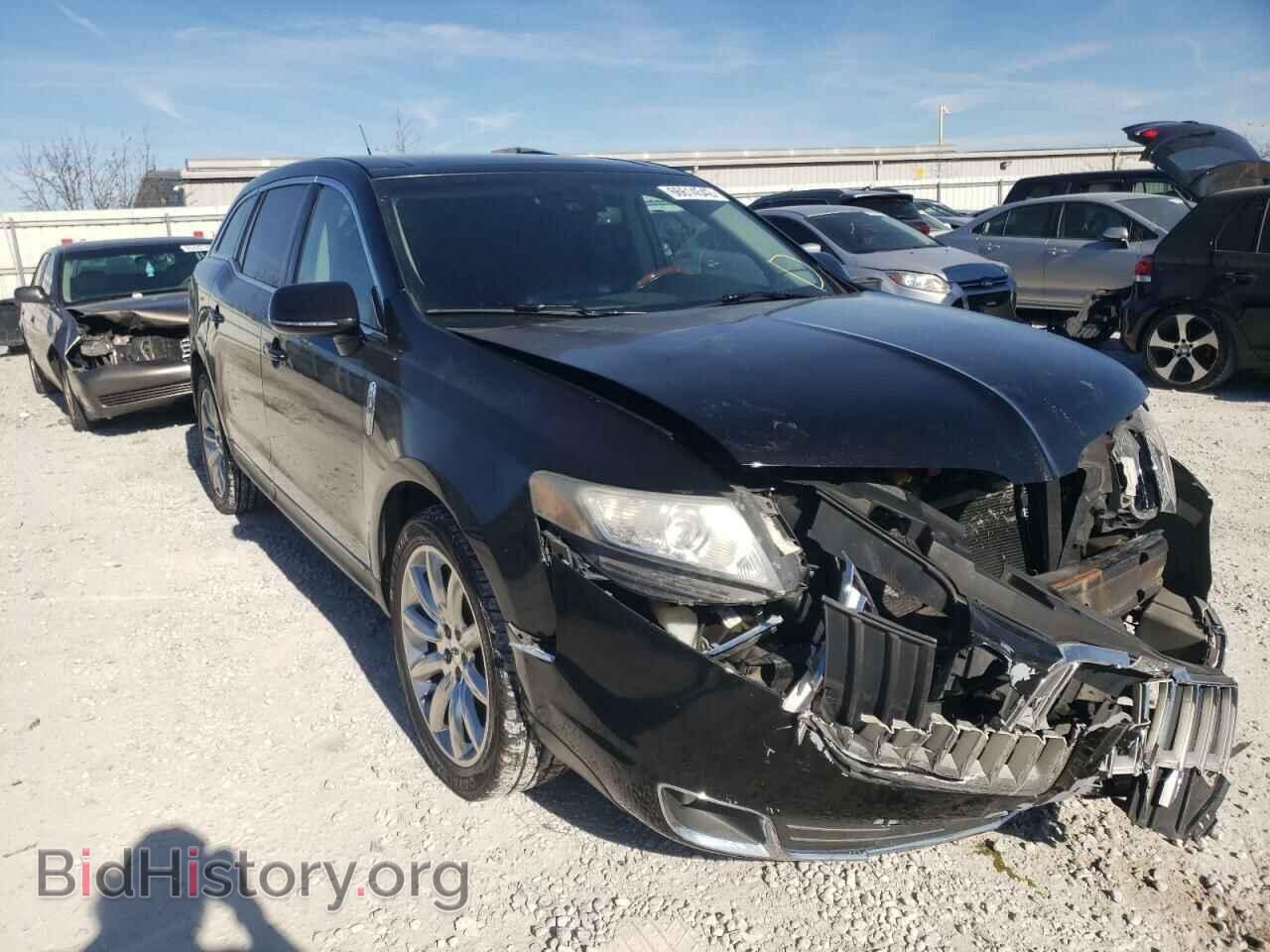 Photo 2LMHJ5AR0BBJ54381 - LINCOLN MKT 2011