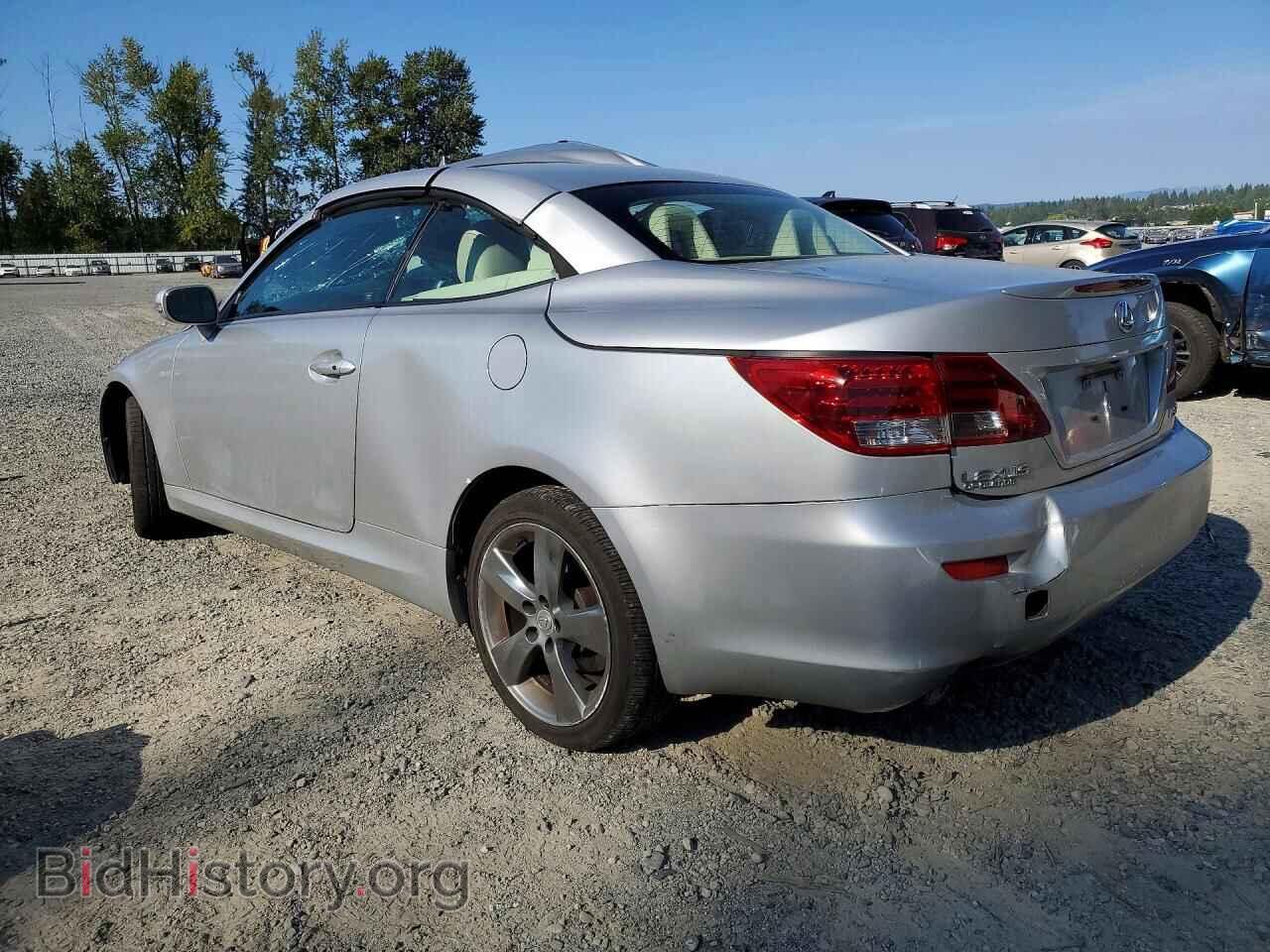 2011 LEXUS IS - VIN: JTHFF2C28B2520003 - Photo 2