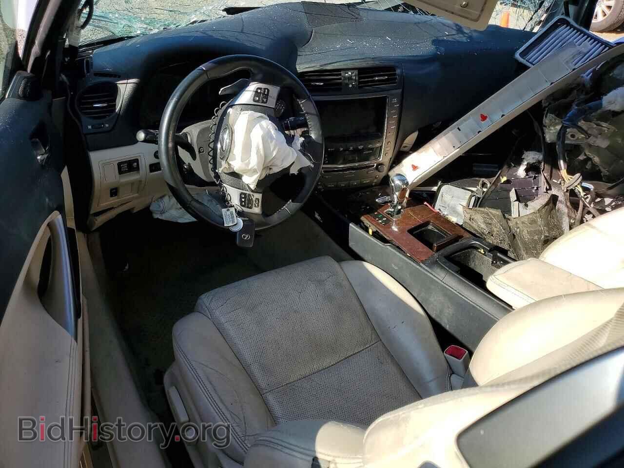2011 LEXUS IS - VIN: JTHFF2C28B2520003 - Photo 8
