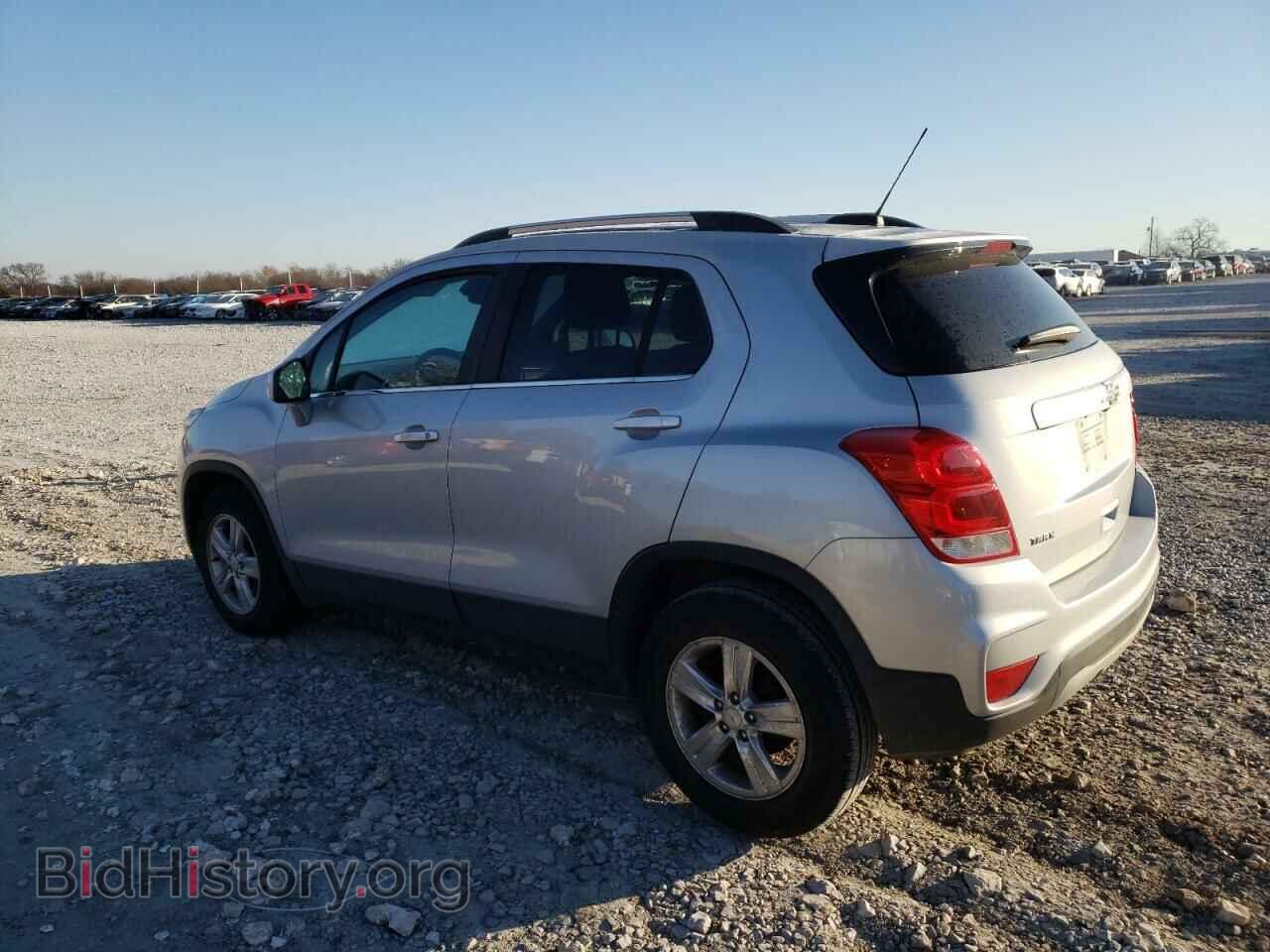 2020 CHEVROLET TRAX - VIN: 3GNCJLSBXLL217628 - Фото 2