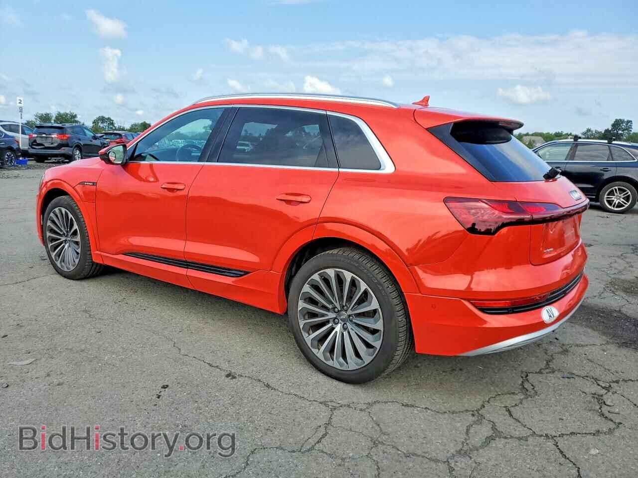 2019 AUDI E-TRON - VIN: WA1VABGE4KB009821 - Photo 2