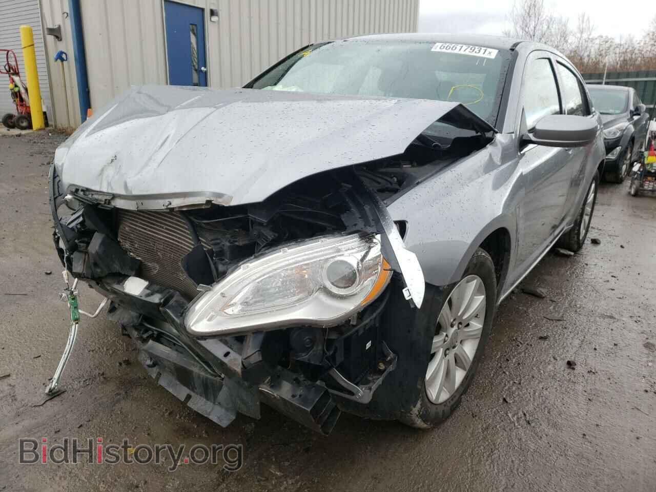 2013 CHRYSLER 200 - VIN: 1C3CCBBG4DN532164 - Фото 2