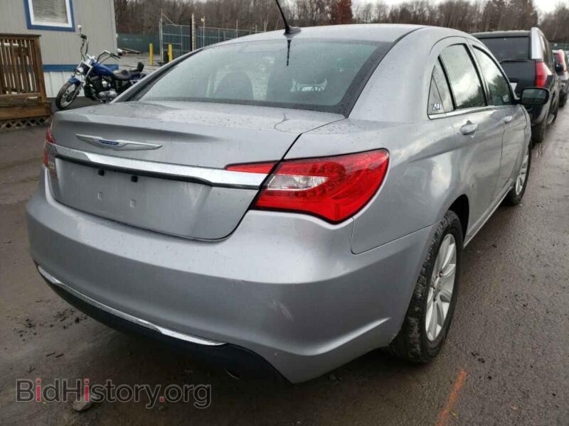2013 Chrysler 200 (VIN 1C3CCBBG4DN532164) — фото 4 из 10