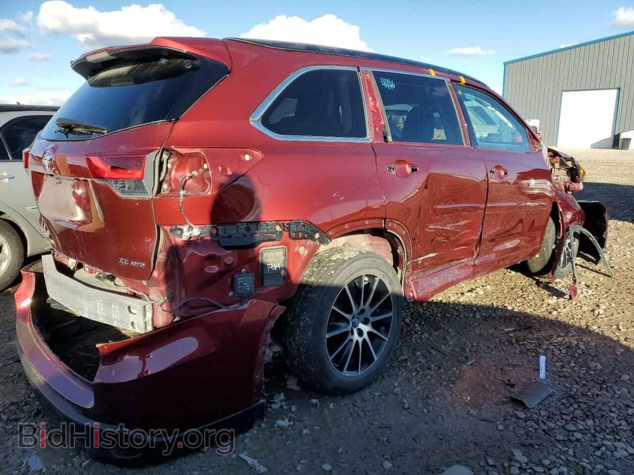 2018 TOYOTA HIGHLANDER - VIN: 5TDJZRFH4JS866679 - Фото 4