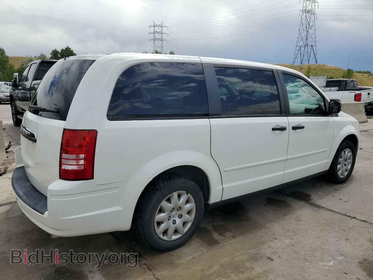 2008 CHRYSLER MINIVAN - VIN: 2A8HR44H88R799424 - Фото 3