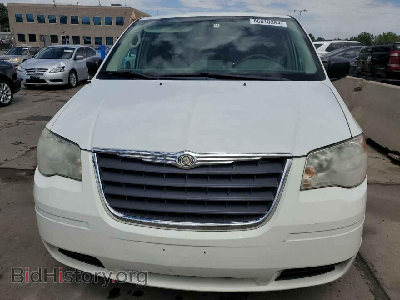 2008 CHRYSLER MINIVAN - VIN: 2A8HR44H88R799424 - Фото 5