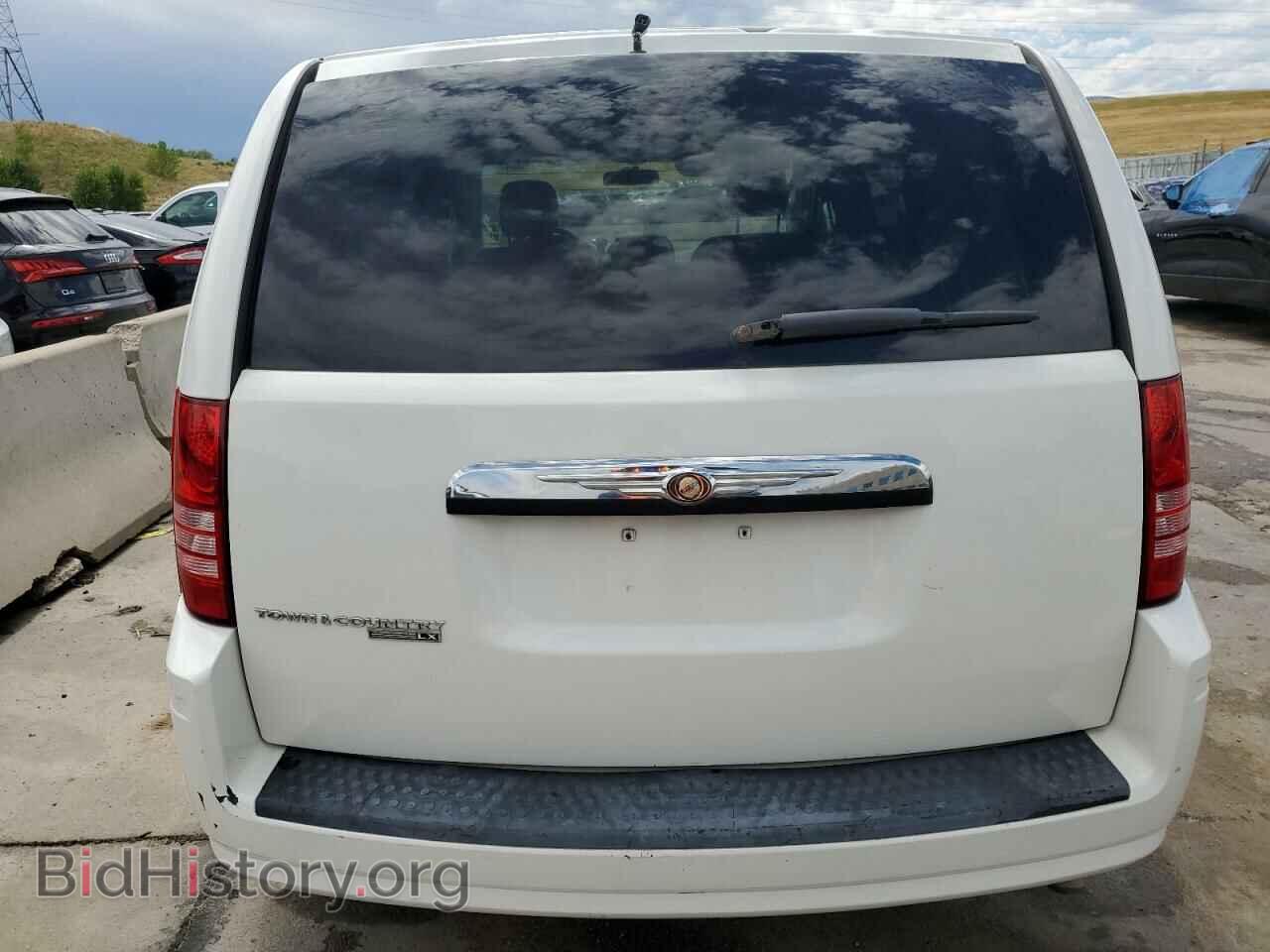 2008 CHRYSLER MINIVAN - VIN: 2A8HR44H88R799424 - Фото 6