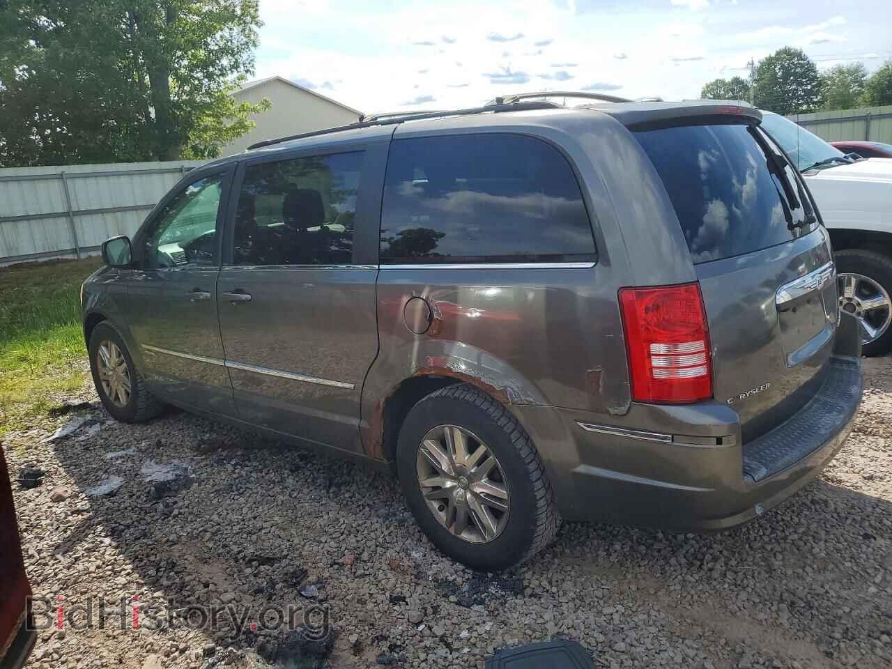 2010 CHRYSLER MINIVAN - VIN: 2A4RR5D10AR299181 - Photo 2