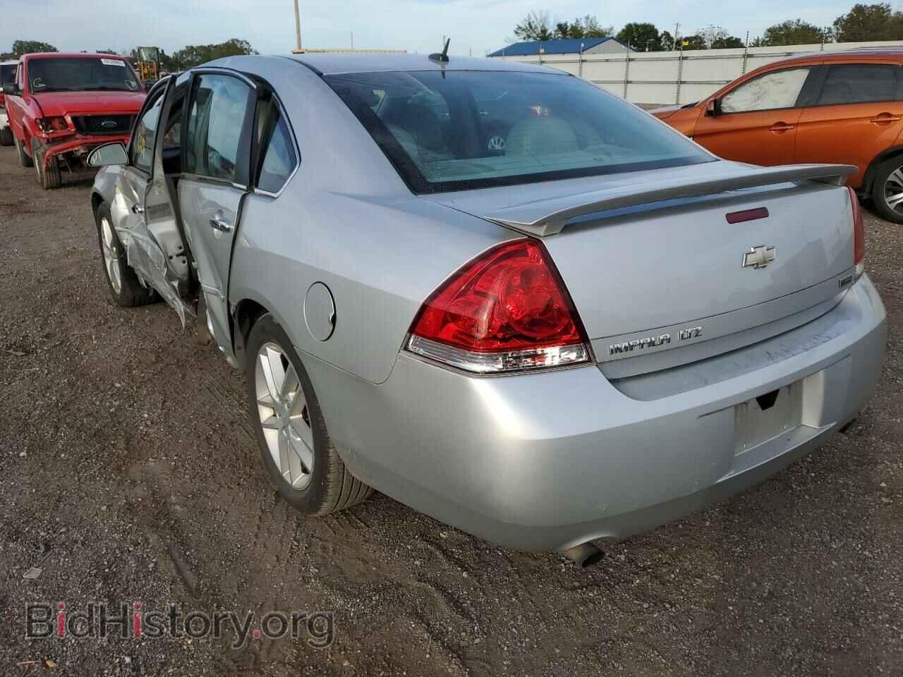 2013 CHEVROLET IMPALA - VIN: 2G1WC5E32D1104672 - Фото 3