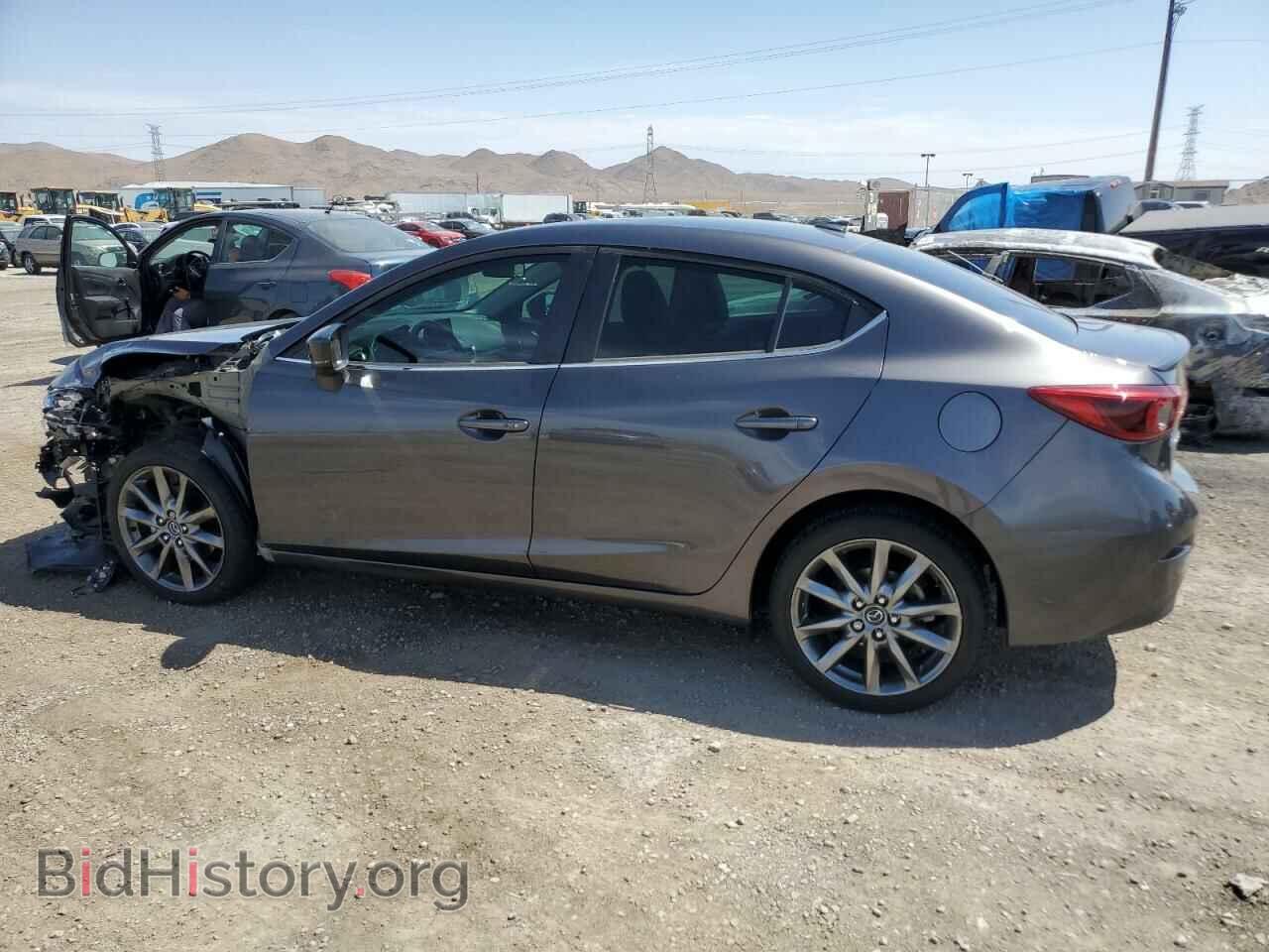 2018 MAZDA 3 - VIN: 3MZBN1W32JM262969 - Фото 2